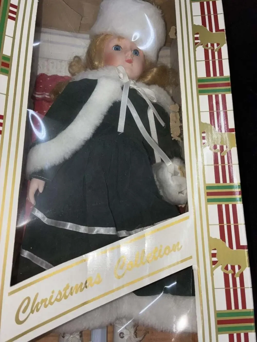 House of Lloyd 16-inch Christmas Collection Porcelain Doll